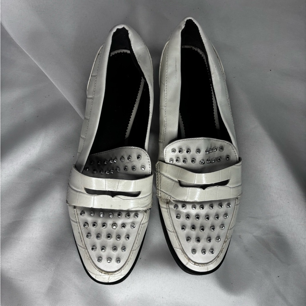 Circus by Sam Edelman White Loafers with Silver Accents‎